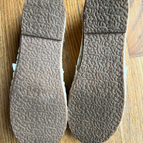 Nicola embellished espadrille flats in box - Picture 4 of 4